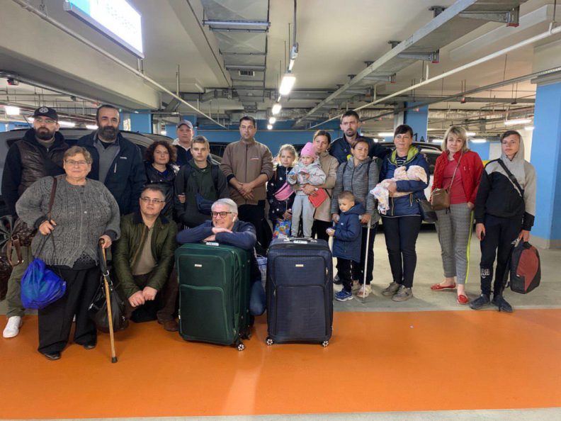 беженцы, война в украине, сво, дети украины, гуманиатарная помощь, михнов-вайтенко, РПЦ и война, церковь и реформы,